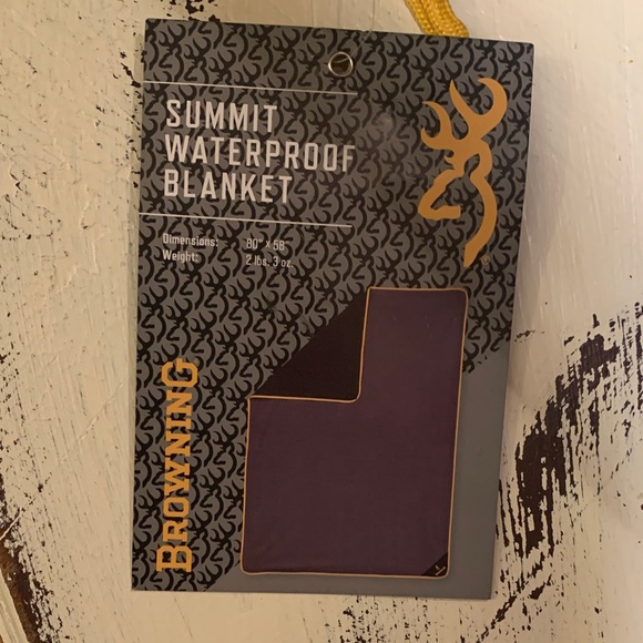 Browning Summit Waterproof Blanket for Camping or Backpacking - Picture 2 of 3